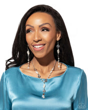 Load image into Gallery viewer, Cosmopolitan Chic - White #P2178