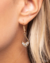 Load image into Gallery viewer, Infinite Idol - Gold #SC3229