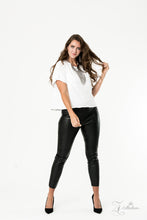 Load image into Gallery viewer, Defiant (Vintage 2020) #Z2012