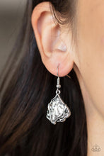 Load image into Gallery viewer, Amazon Amulet - Blue #N7225