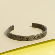 Load image into Gallery viewer, A Grandmothers Love - Brass #MD037