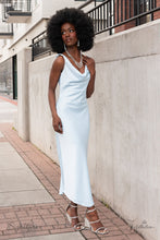 Load image into Gallery viewer, The Dana is