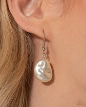 Load image into Gallery viewer, Seashell Shanty - White #2PS1061
