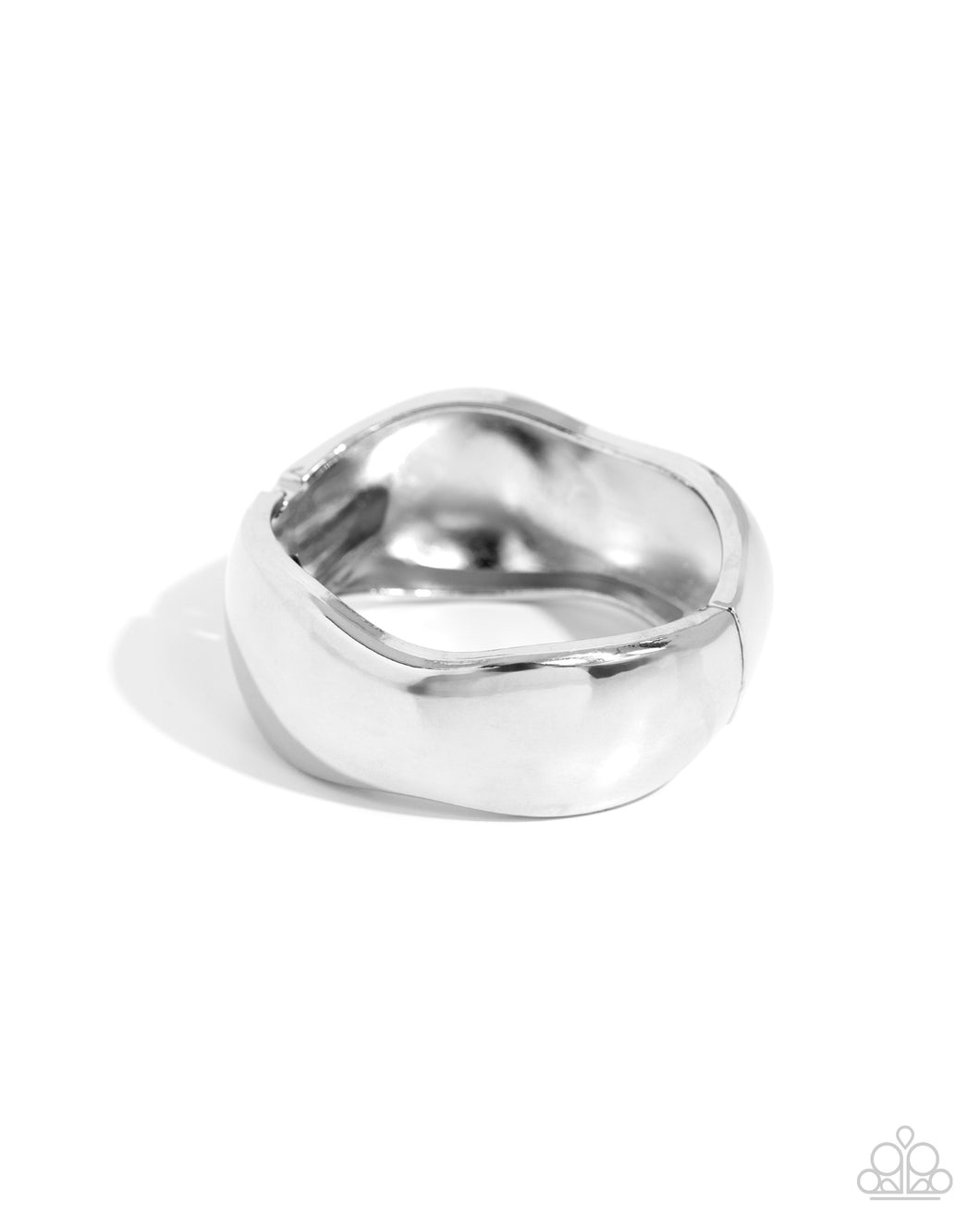 Curved Confident - Silver -#B954