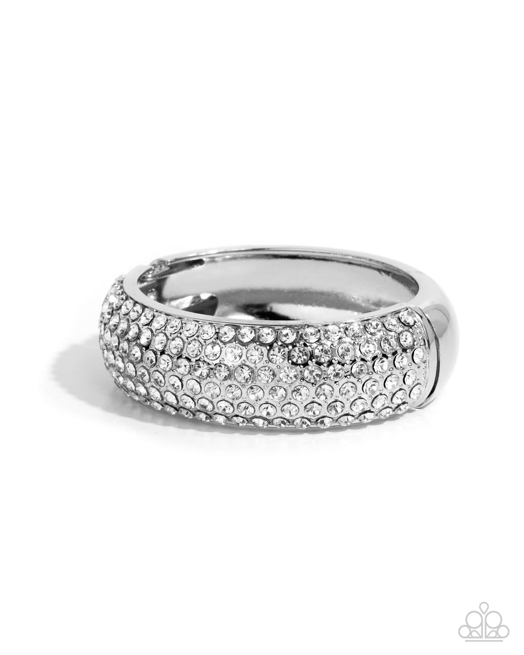 Triumphant Twinkle - White #B901