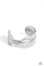 Load image into Gallery viewer, Quill Quencher - Silver #B666

