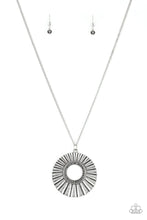 Load image into Gallery viewer, Chicly Centered - Silver #N7367
