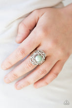 Load image into Gallery viewer, Pearl Princess - Green P2048
