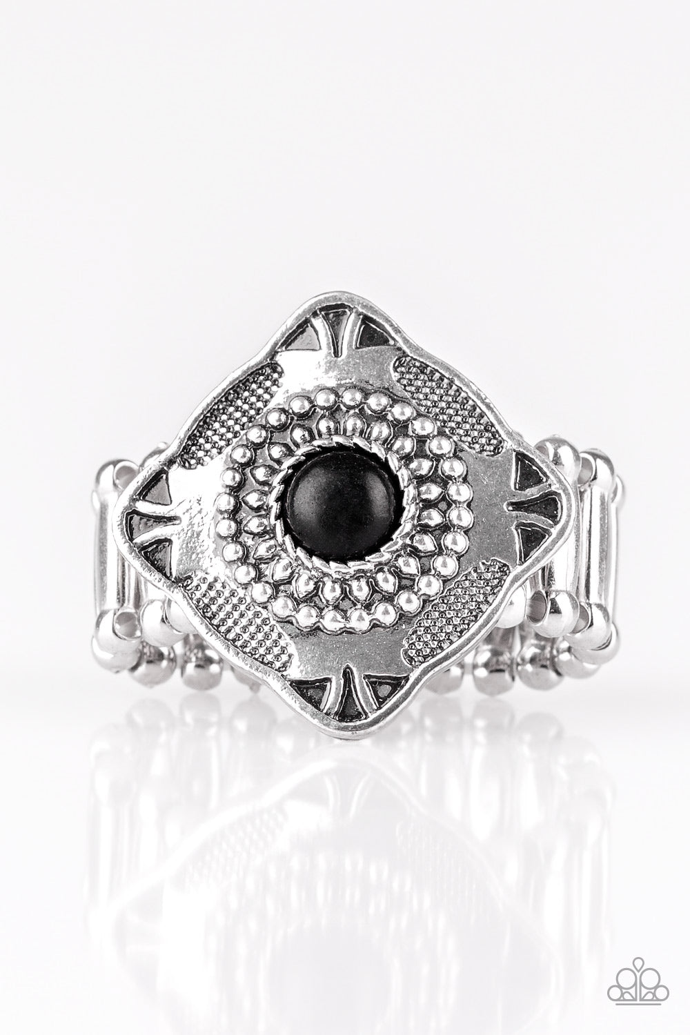 Four Corners Fashion - Black #R790