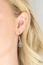 Load image into Gallery viewer, Radiant Rainfall - Red
