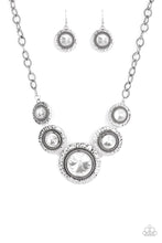 Load image into Gallery viewer, Global Glamour - White #BB4017
