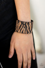 Load image into Gallery viewer, Zebra Zone - Black #B628
