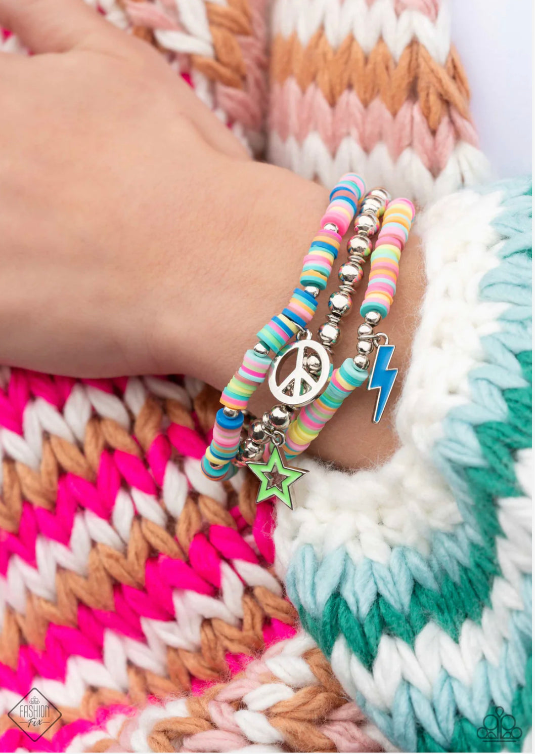 Far Out Fashion - multi